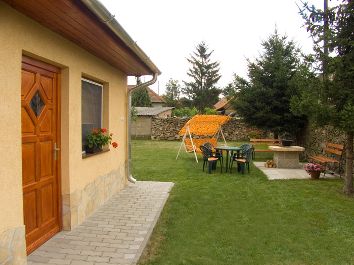 ildiko apartment bogacs